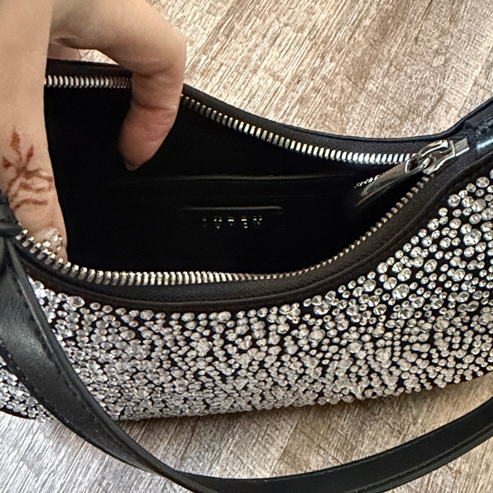 Aupen Vintage Miracle Ice Crystal-Embellished Shoulder Bag - Picture 2 of 5
